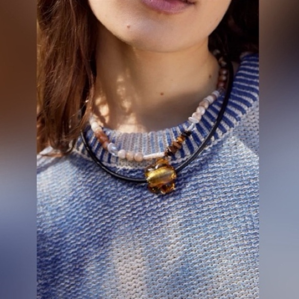Free people Elegant Amber flower choker Necklace